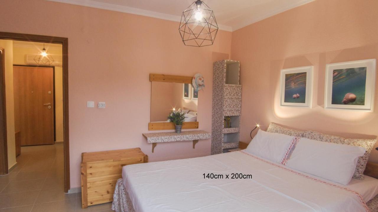 Medusa Beach Apartment, Asproválta Ngoại thất bức ảnh