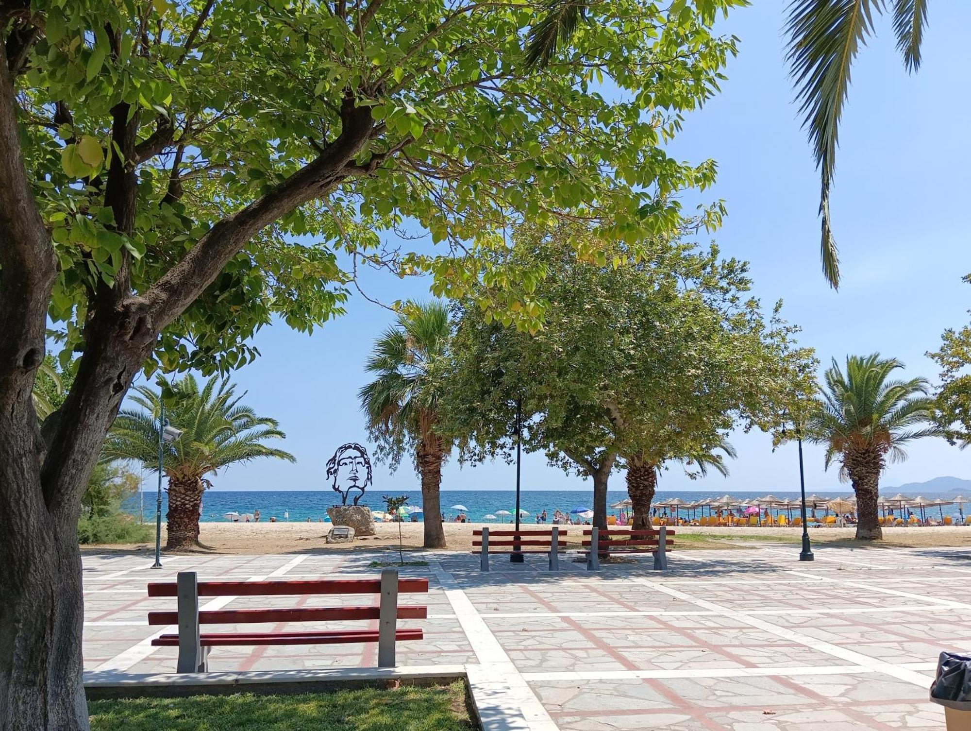 Medusa Beach Apartment, Asproválta Ngoại thất bức ảnh